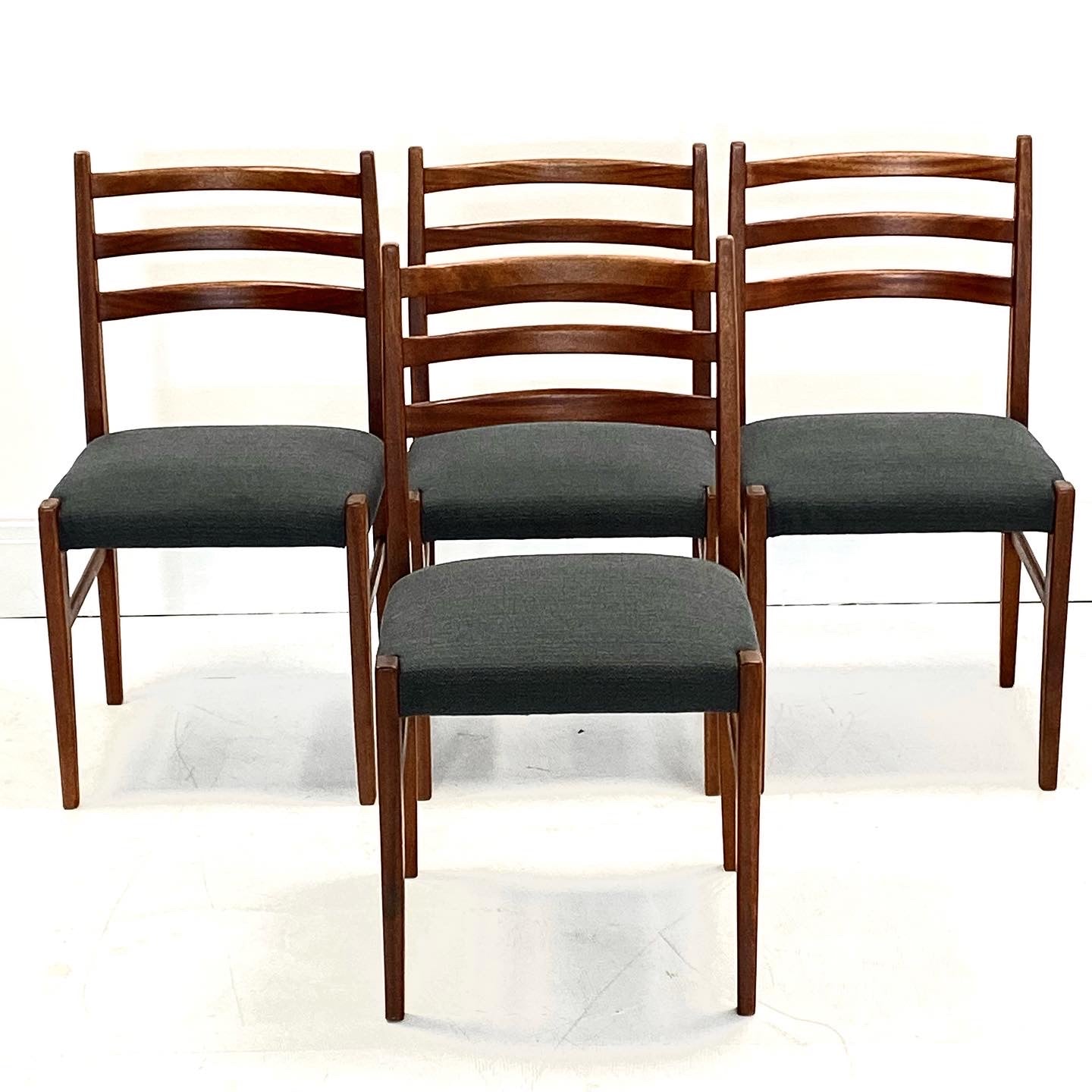 Mid Century Danish Teak Dining Table and Chairs